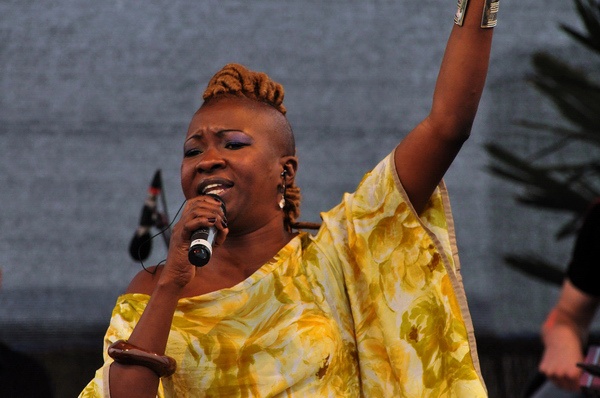 Sharon Phillips   006.jpg